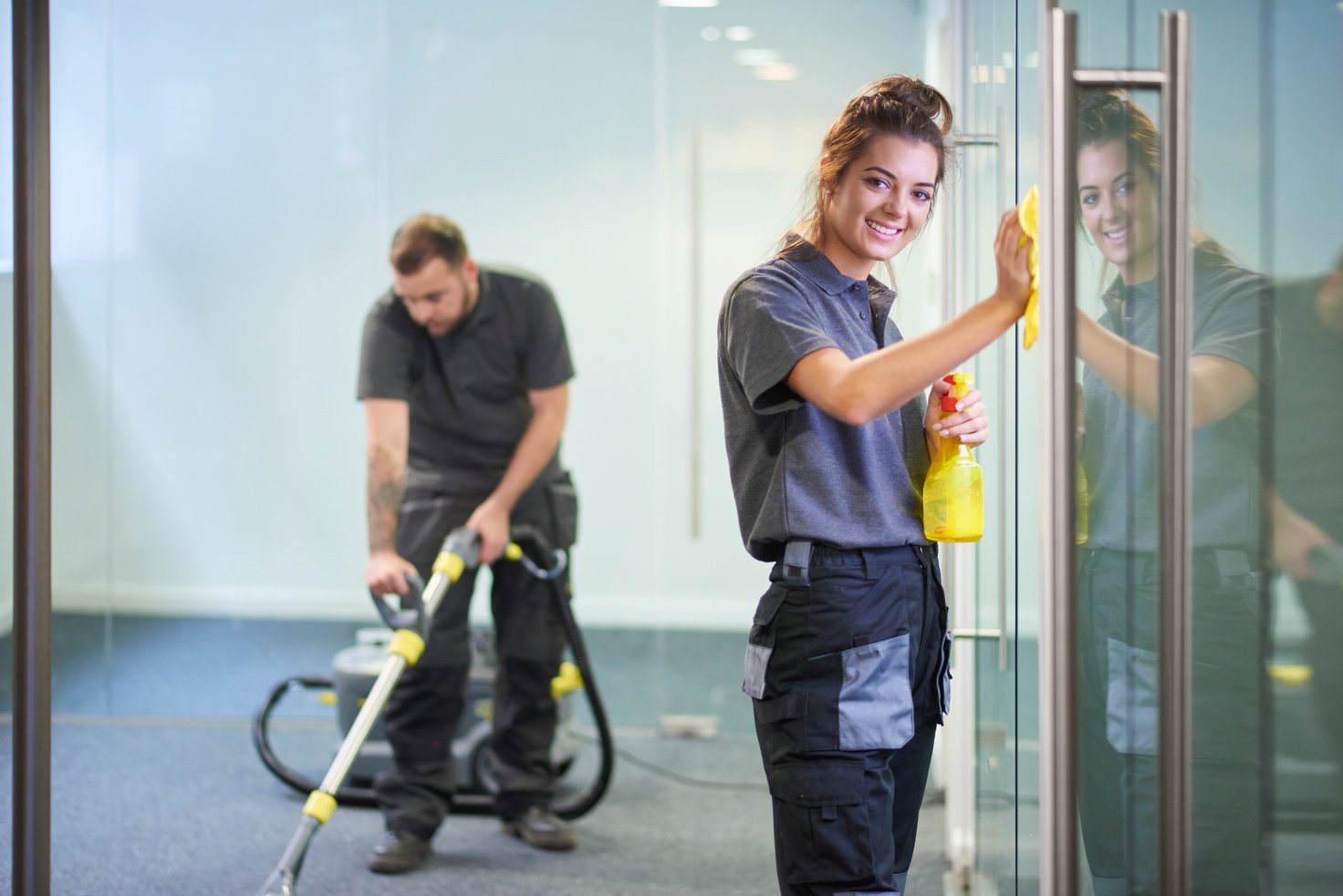 commercial cleaning contractors